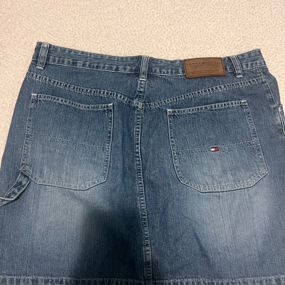 Vintage Tommy Skirt (Size 14) - Picture 2 of 4